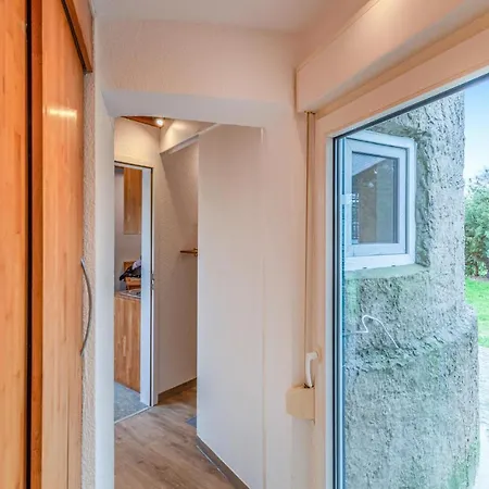 2 Bedroom Pet Friendly In *